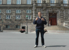 Tænk stort, og tænk med menn’sklig karakter: Vælg 5. juni Hans Fred’rik Brobjerg